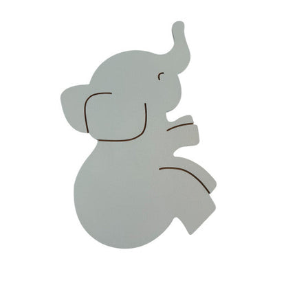 Lámpara infantil de pared con elefantito BugyBagy. Decoración para habitación de bebé y regalo personalizado para nacimiento, baby shower o bautizo.