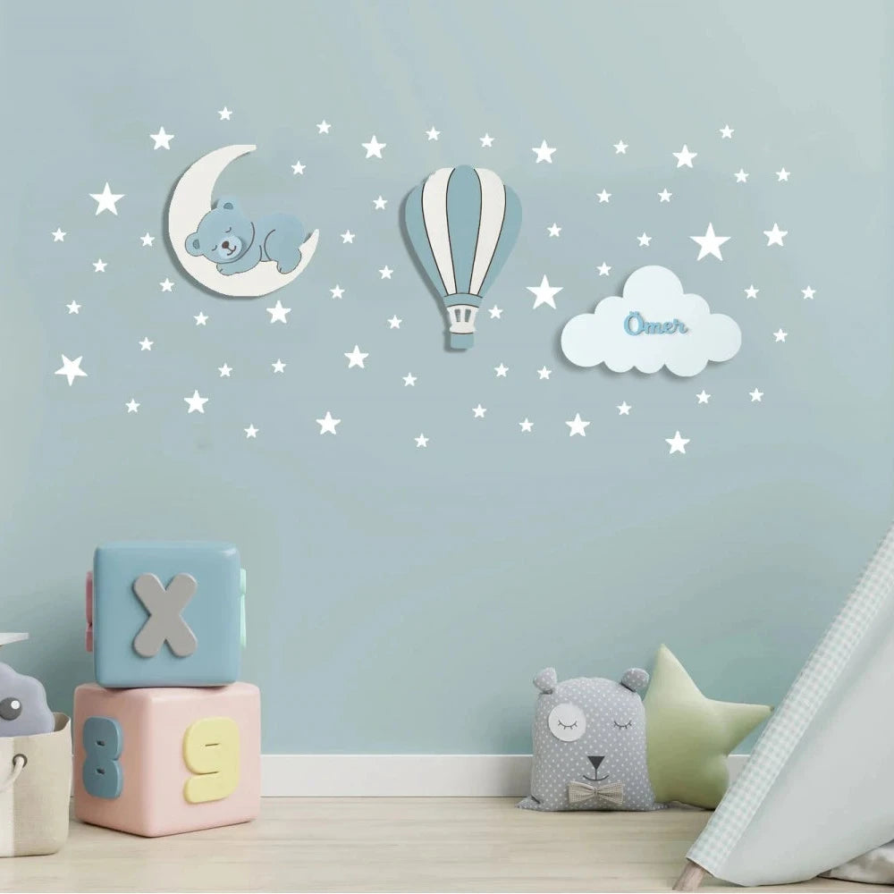 Set de 3 lámparas infantiles de madera con osito sobre la luna, globo aerostático y nube personalizada con nombre, pintadas a mano con pintura a base de agua para habitación infantil.