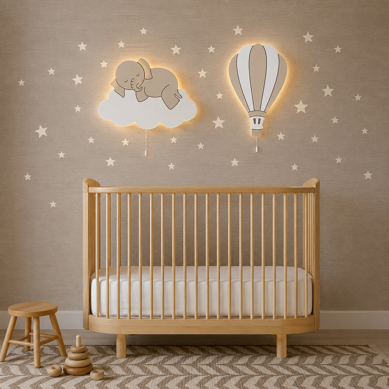 Set de decoración infantil con lámparas de pared de elefante personalizadas con nombre y luz LED.